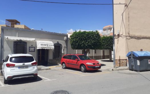 Venta de casa en Pechina.