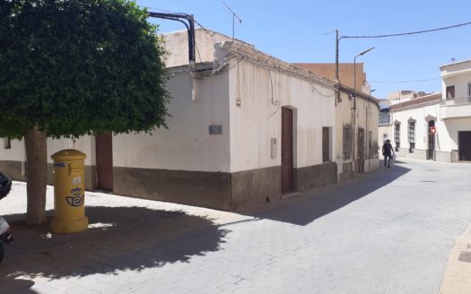 Venta de casa en Pechina.