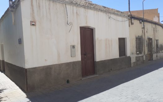 Venta de casa en Pechina.