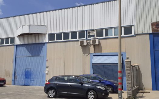 Venta de Nave en Almería