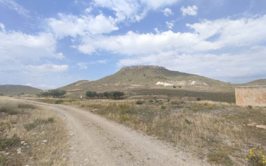 Venta de Finca Rústica en Fernán Pérez