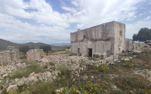 Venta de Finca Rústica en Fernán Pérez