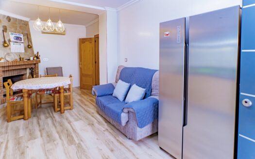 Venta de Casa de Planta Baja con Parcela en Pechina