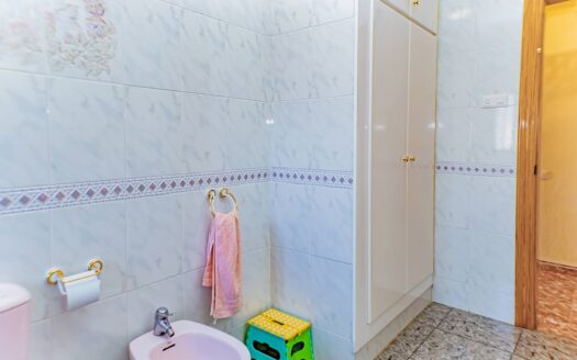 Venta de Casa de Planta Baja con Parcela en Pechina