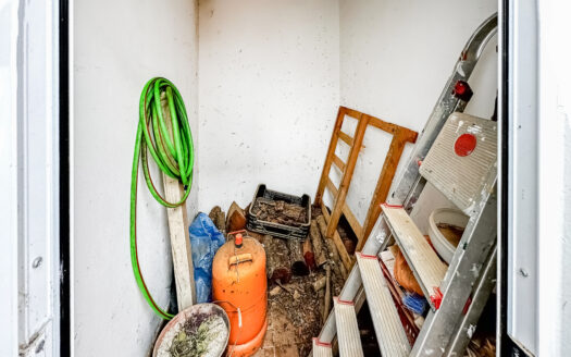 Venta de casa adosada en Sierra Norte de Sevilla.