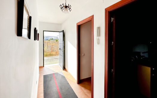 Venta de casa adosada en Sierra Norte de Sevilla.