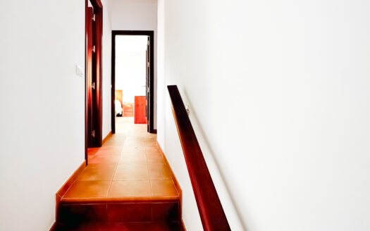 Venta de casa adosada en Sierra Norte de Sevilla.