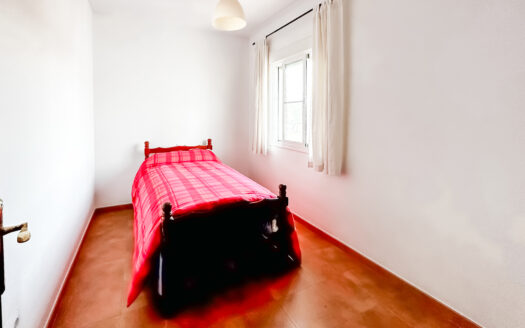 Venta de casa adosada en Sierra Norte de Sevilla.