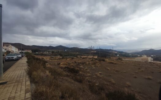 Venta de Parcela urbana con vistas a Sierra Nevada en Gérgal.