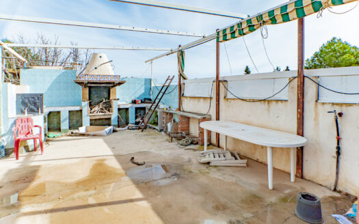 Venta de Casa Con Parcela en Torre del Campo.