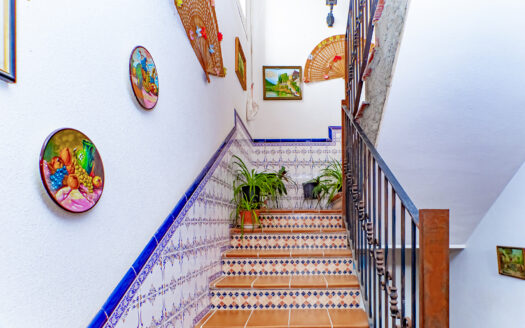 Venta de Casa Con Parcela en Torre del Campo.