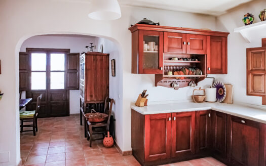 ¡Venta de Espectacular Chalet en Agua Amarga!