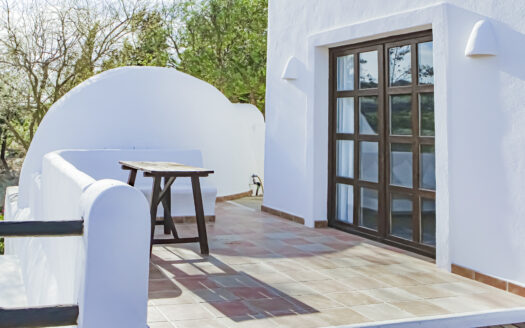 ¡Venta de Espectacular Chalet en Agua Amarga!